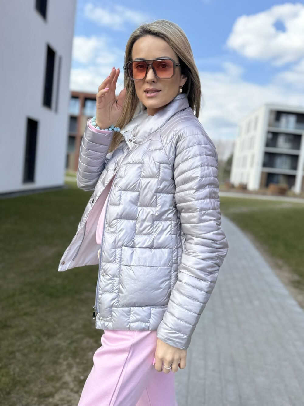 Striukė „Spring Grey“ – lengvumas ir stilius pavasariui! - Image 3
