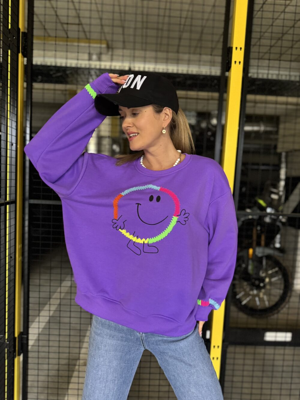 Bliuzonas „Smiley Chic“ – gera nuotaika kiekvieną dieną - Image 3