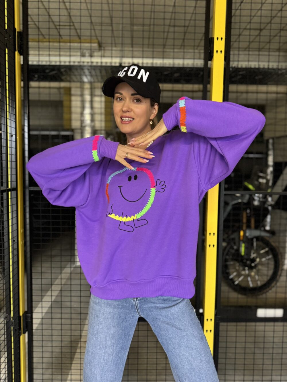 Bliuzonas „Smiley Chic“ – gera nuotaika kiekvieną dieną - Image 8