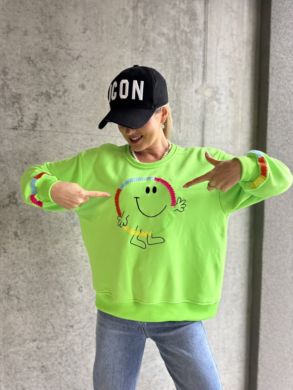 Bliuzonas „Smiley Chic“ – gera nuotaika kiekvieną dieną - Image 4