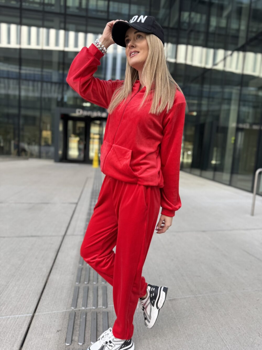 Veliūrinis kostiumėlis "Velvet Zip" - Image 2