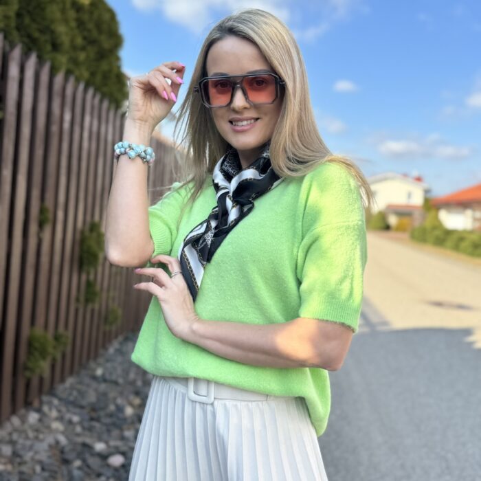 Megztukas alpakos trumpom rankovėm