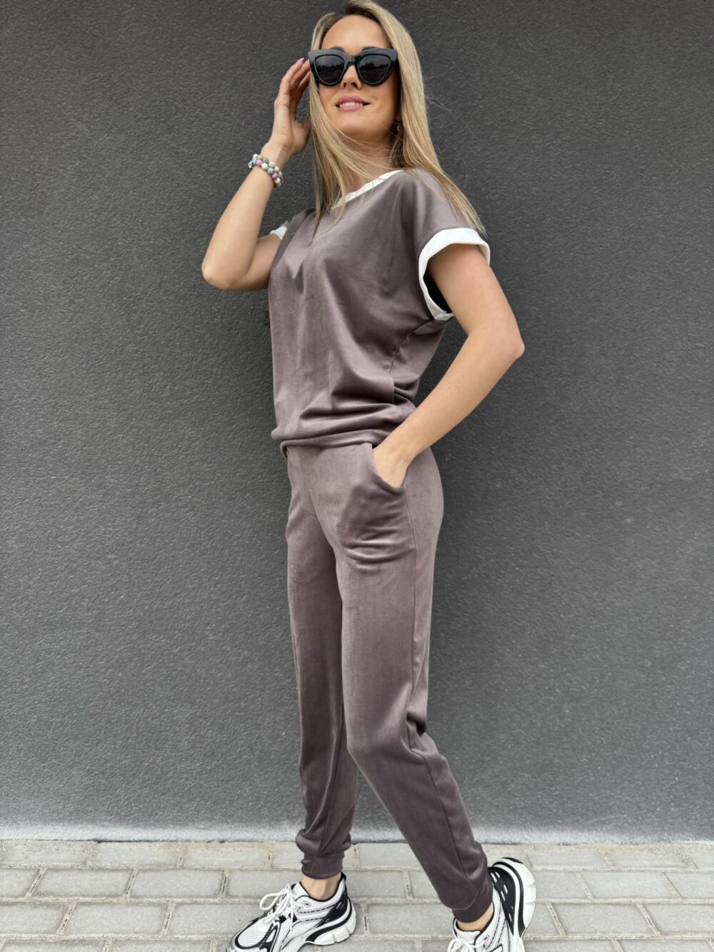Laisvalaikio kostiumėlis „Velvet Soft“