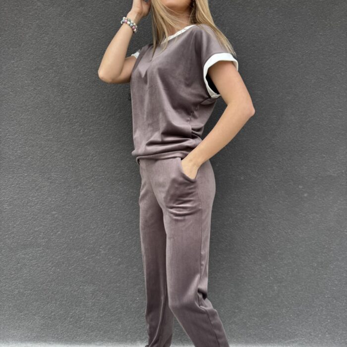 Laisvalaikio kostiumėlis „Velvet Soft“