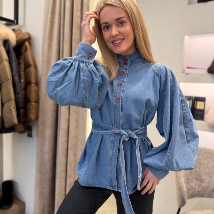 „Denim Aura“ Itāļu piegriezuma džinsa krekls ar jostu