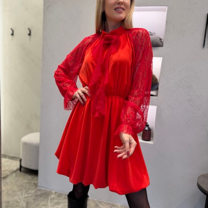 „Lace Grace“ šventinė suknelė