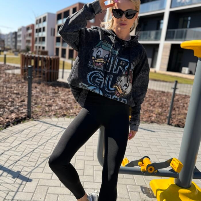 „Street Mood“ oversize džemperis su gobtuvu