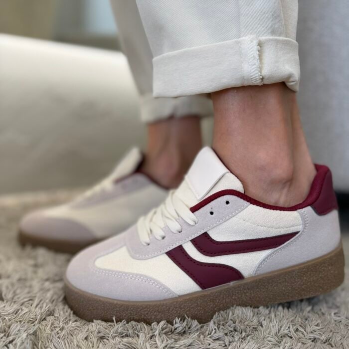 „Urban Berry“ laisvalaikio bateliai